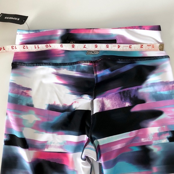 PERFORMANCE LEGGINGS - Picture 5 of 8